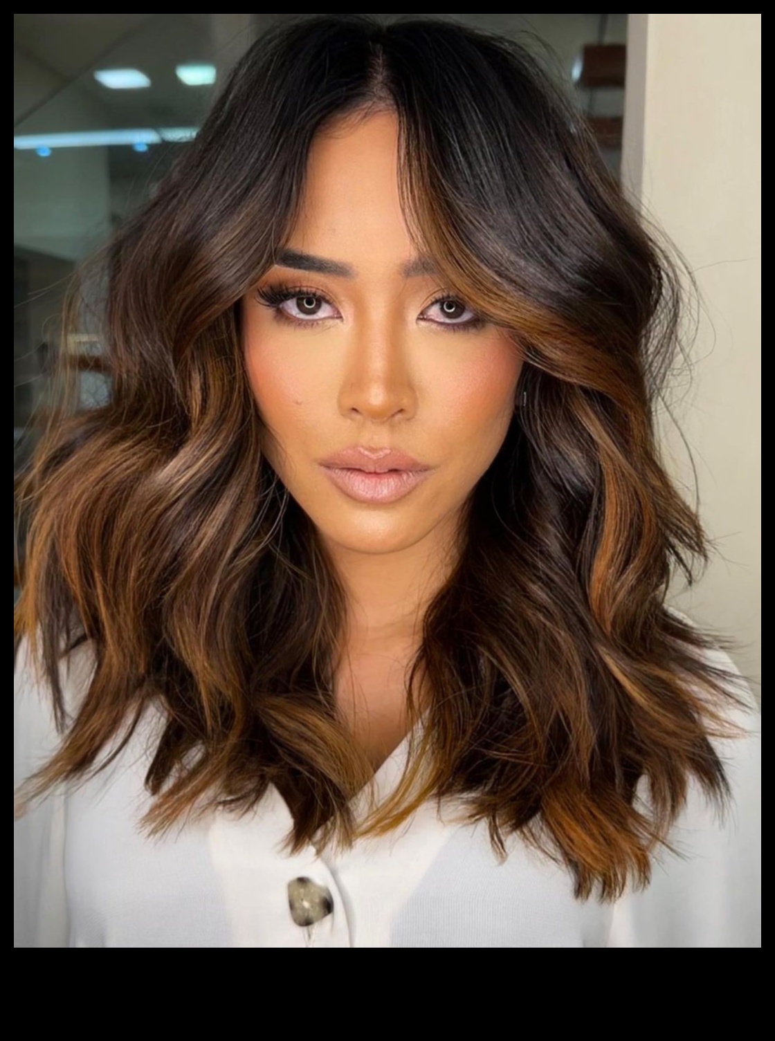 Elegance bez piepūles: brunešu frizūras mūžīgai pievilcībai