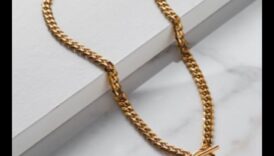 Radiant Allure: piepūles Glam ar modes rotaslietas